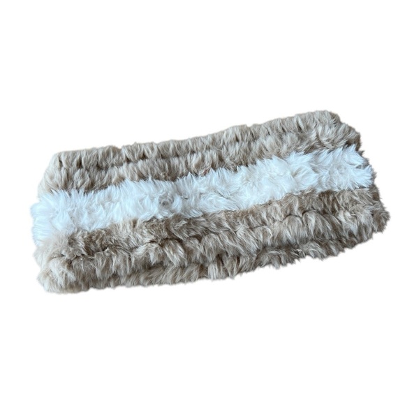 J MCLAUGHLIN AZALEA FAUX FUR NECK WARMER OS SAND OFF WHT STRIPE LUXURY ELEGANT - Picture 3 of 8